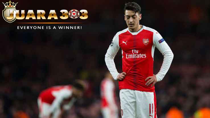 MESUT OZIL