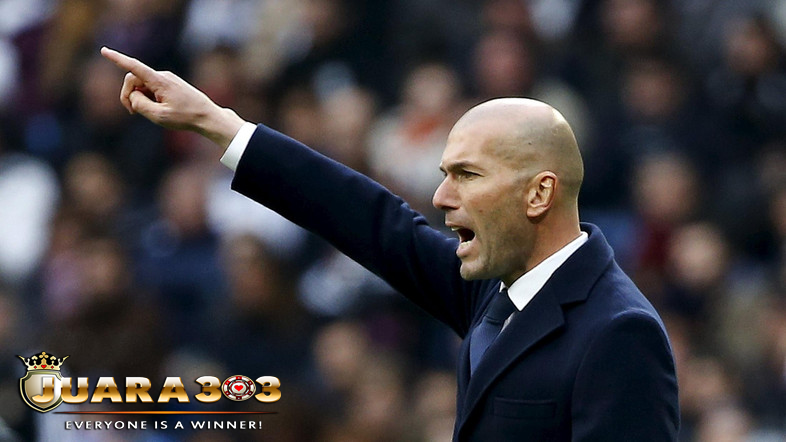 Menjelang Laga Lawan PSG, Zidane Minta Madrid Cuek Atas Teror Paris!